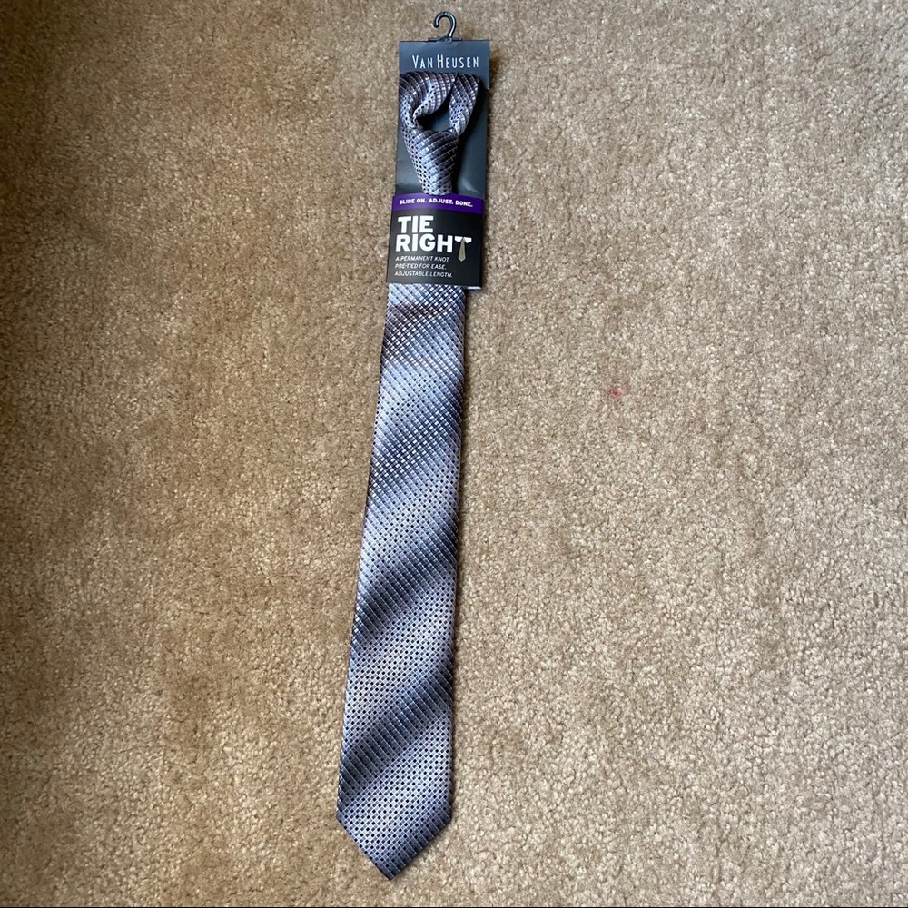 Silver and Grey Van Heusen Tie